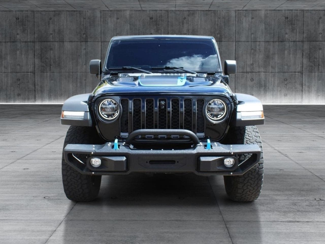 Used 2021 Jeep Wrangler Unlimited Rubicon 4xe w/ Cold Weather Group AWD/4WD image 8
