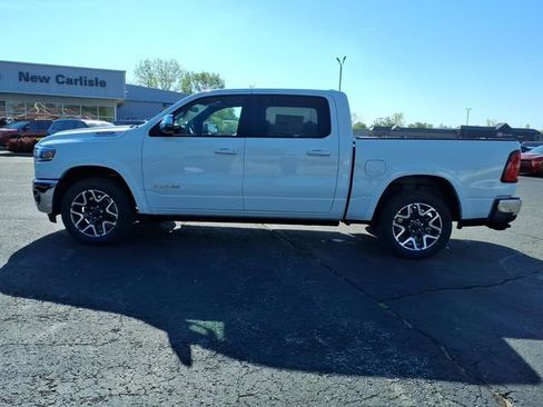 New 2026 RAM 1500 Laramie AWD/4WD image 4