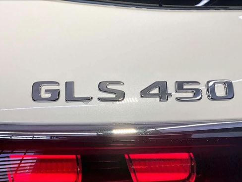 New 2026 Mercedes-Benz GLS 450 4MATIC image 6