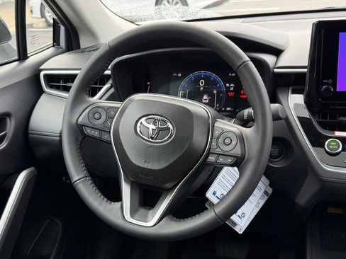 New 2026 Toyota Corolla Cross LE image 8