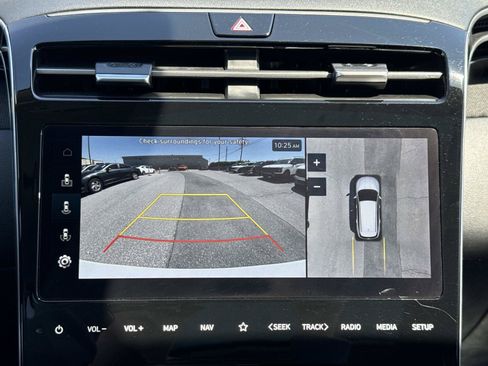 Used 2023 Hyundai Tucson Limited AWD/4WD image 6