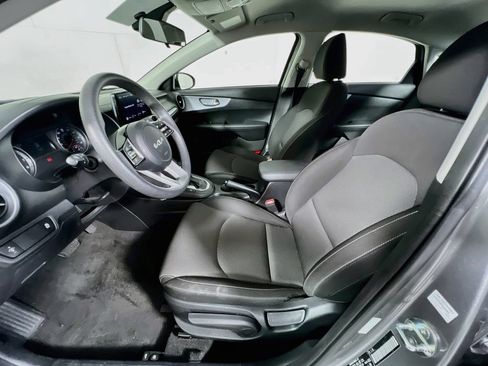 Certified 2024 Kia Forte LXS FWD image 13