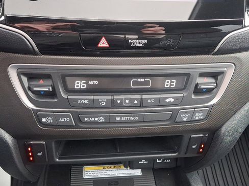 Certified 2023 Honda Passport TrailSport image 16