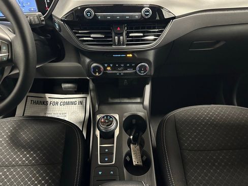 Used 2025 Ford Escape Active image 33