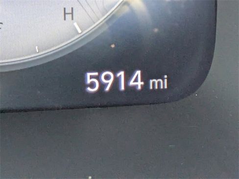 Used 2024 Hyundai Palisade Calligraphy image 24