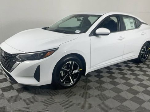 New 2025 Nissan Sentra SV image 8