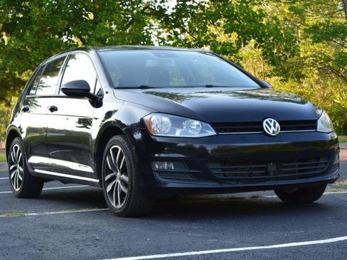 Used 2016 Volkswagen Golf SE FWD image 3