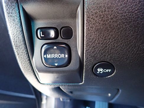 Used 2011 Subaru Impreza Outback Sport AWD/4WD image 11