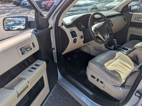 Used 2019 Ford Flex Limited w/ Equipment Group 303A image 9