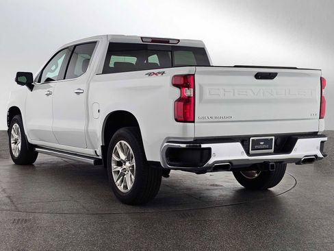 Used 2022 Chevrolet Silverado 1500 LTZ w/ LTZ Premium Package image 5