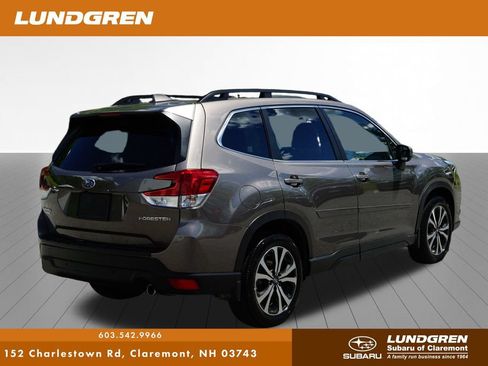 Used 2023 Subaru Forester Limited AWD/4WD image 3