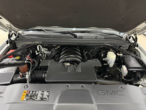 Used 2019 GMC Yukon XL Denali w/ Open Road Package image 38