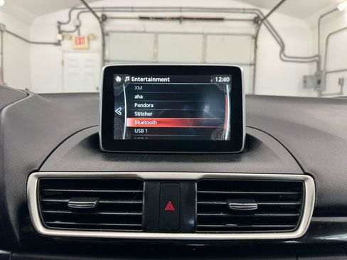 Used 2016 MAZDA MAZDA3 i Touring FWD image 37