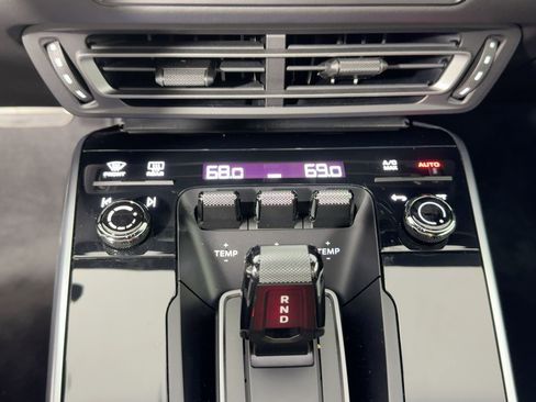 Certified 2023 Porsche 911 Carrera 4S image 24