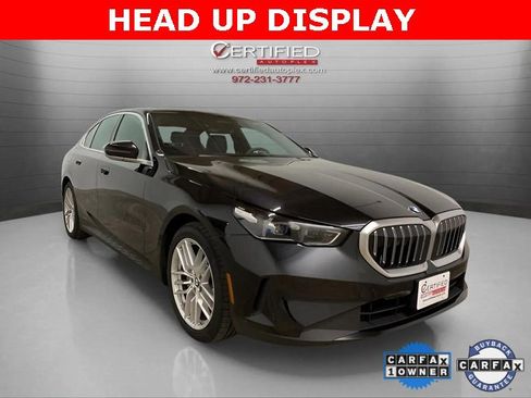 Used 2025 BMW 530i xDrive image 3