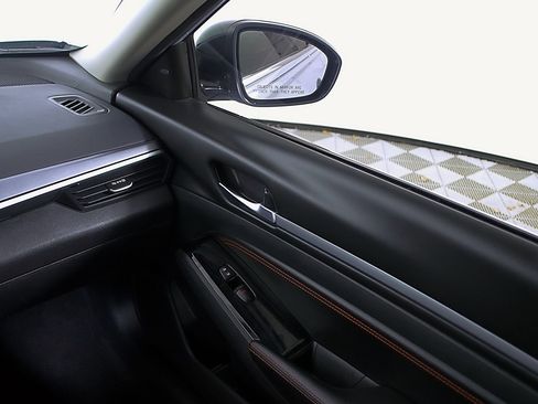 Used 2023 Nissan Altima 2.5 SR image 18