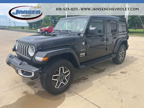 Used 2024 Jeep Wrangler Unlimited Sahara w/ Technology Group AWD/4WD image 3