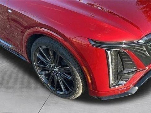 New 2026 Cadillac Lyriq V image 10