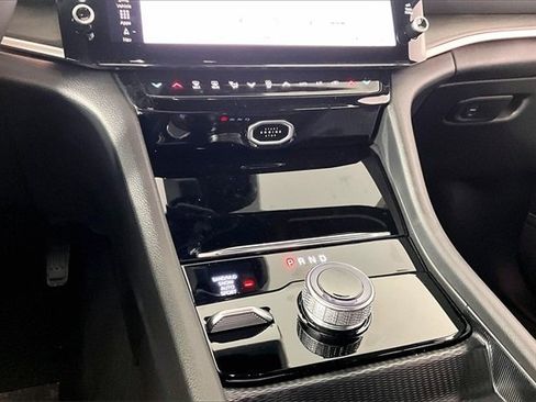 New 2026 Jeep Grand Cherokee L Limited w/ Luxury Tech Group II image 7