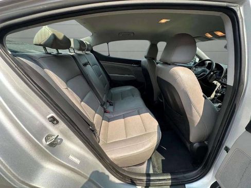 Used 2017 Hyundai Elantra Limited w/ Cargo Package image 39