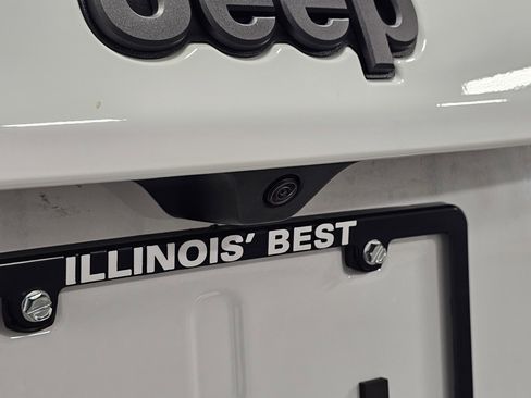 New 2025 Jeep Compass Latitude w/ Sun & Sound Group image 12