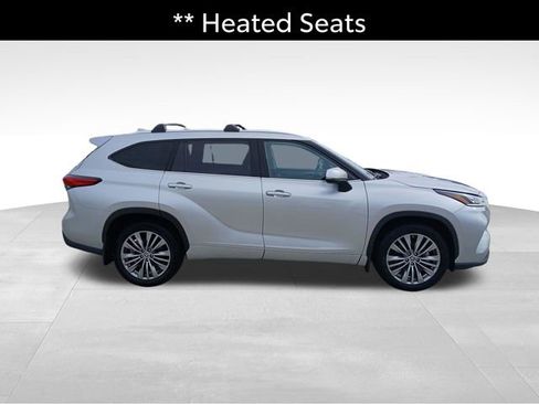 Used 2020 Toyota Highlander Platinum AWD/4WD image 6