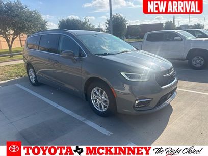 Used 2022 Chrysler Pacifica Touring-L