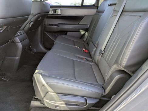 Used 2025 Hyundai Santa Fe SEL image 22