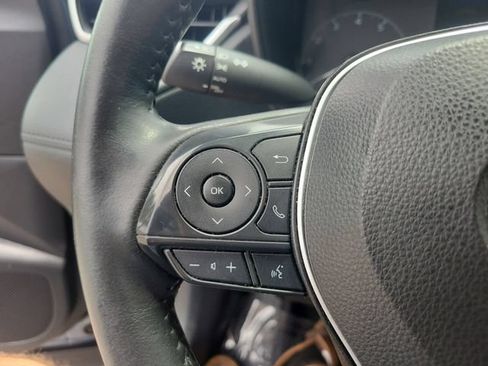 Used 2023 Toyota Corolla Cross AWD Hybrid image 19