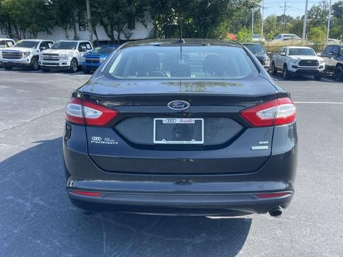 Used 2014 Ford Fusion SE w/ Equipment Group 202A FWD image 6