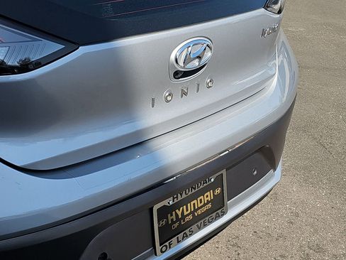 Used 2020 Hyundai Ioniq Limited FWD image 11
