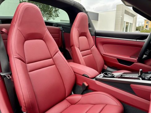 Used 2024 Porsche 911 Targa 4S image 24