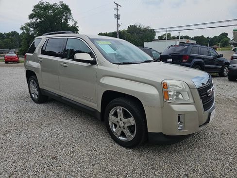 Used 2013 GMC Terrain SLE w/ Chrome and Technology Package image 7