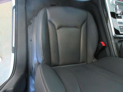 Used 2025 Audi Q7 3.0T Premium Plus w/ Premium Plus Package AWD/4WD image 11