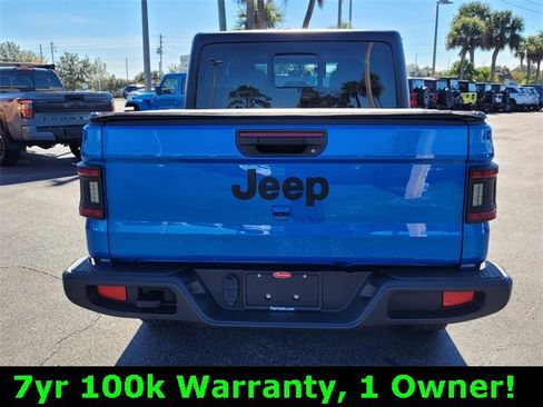 Certified 2022 Jeep Gladiator Sport image 6