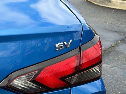 Used 2023 Nissan Versa SV image 11