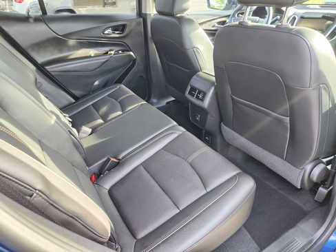 Used 2023 Chevrolet Equinox Premier FWD image 19