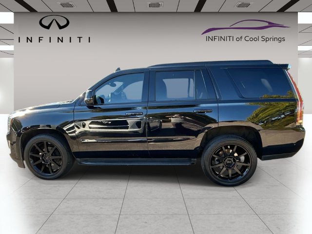 Used 2019 Cadillac Escalade Luxury w/ Escalade Sport Edition AWD/4WD image 4