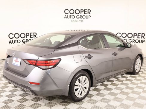 Used 2024 Nissan Sentra S FWD image 19