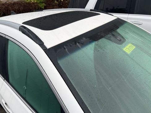 Used 2019 Subaru Outback 2.5i Touring w/ Popular Package #3A AWD/4WD image 4