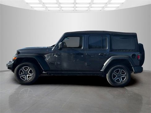 Certified 2022 Jeep Wrangler Unlimited Sport image 4