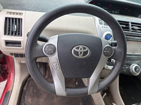 Used 2012 Toyota Prius V Two FWD image 9
