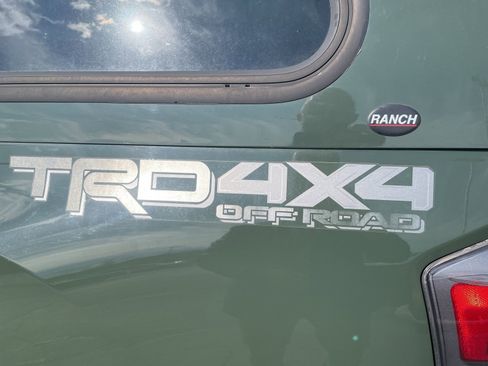 Used 2021 Toyota Tacoma TRD Off-Road w/ TRD Premium Off Road Package image 15