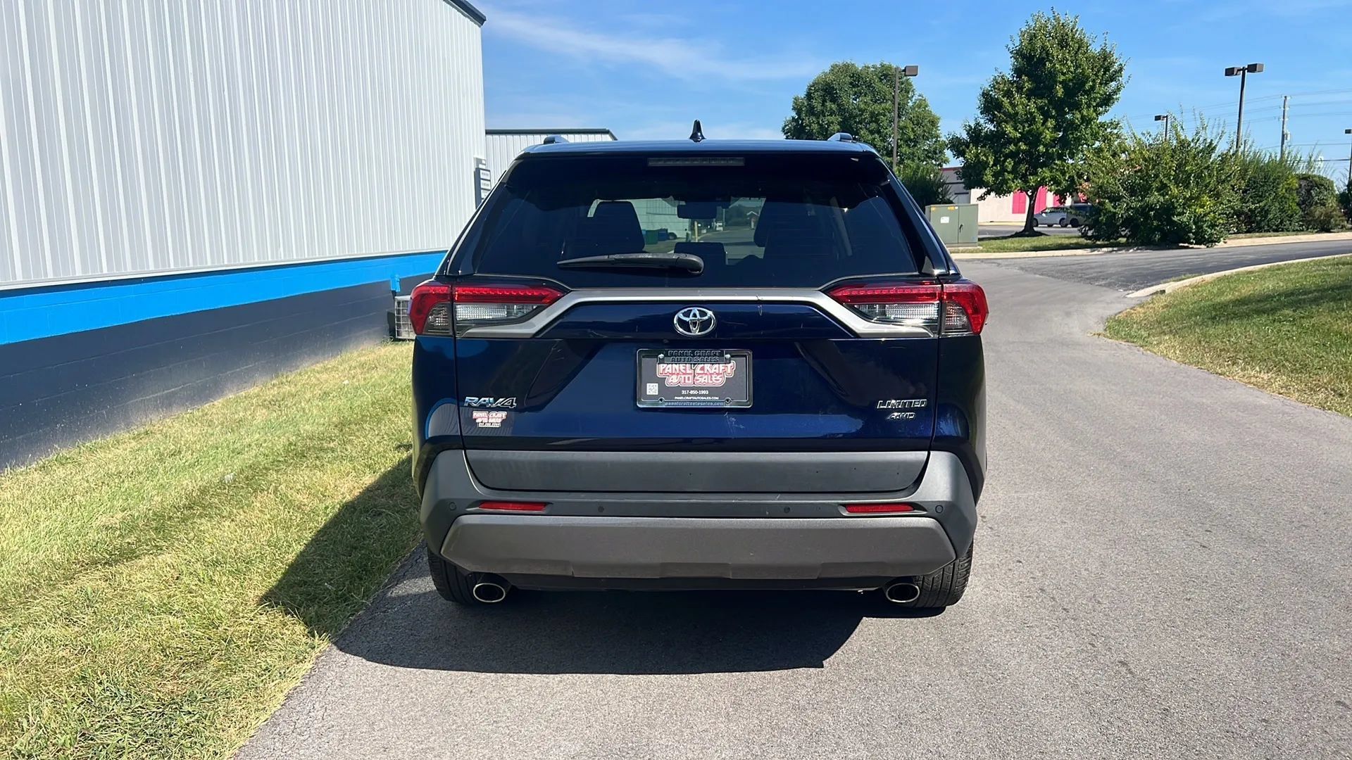 Used 2019 Toyota RAV4 Limited w/ Advanced Technology Package AWD/4WD image 6