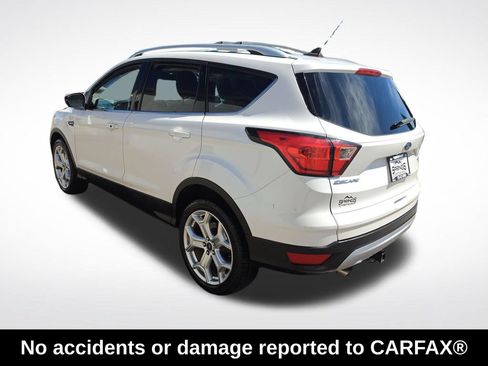 Used 2019 Ford Escape Titanium AWD/4WD image 3