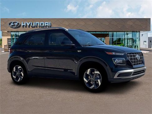 New 2026 Hyundai Venue SEL image 10
