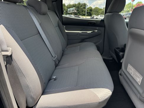 Used 2013 Toyota Tacoma 4x4 Double Cab w/ SR5 Pkg image 16