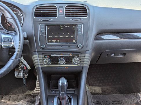 Used 2012 Volkswagen GTI 4-Door FWD image 17