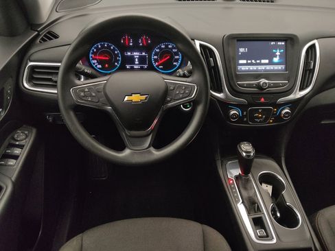 Used 2018 Chevrolet Equinox LT image 22