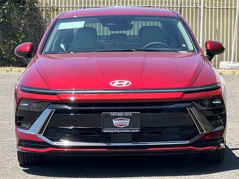 New 2025 Hyundai Sonata SEL image 3